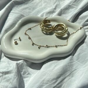 1 necklace, 2 pairs of earrings (cloud tray NOT included or for sale)